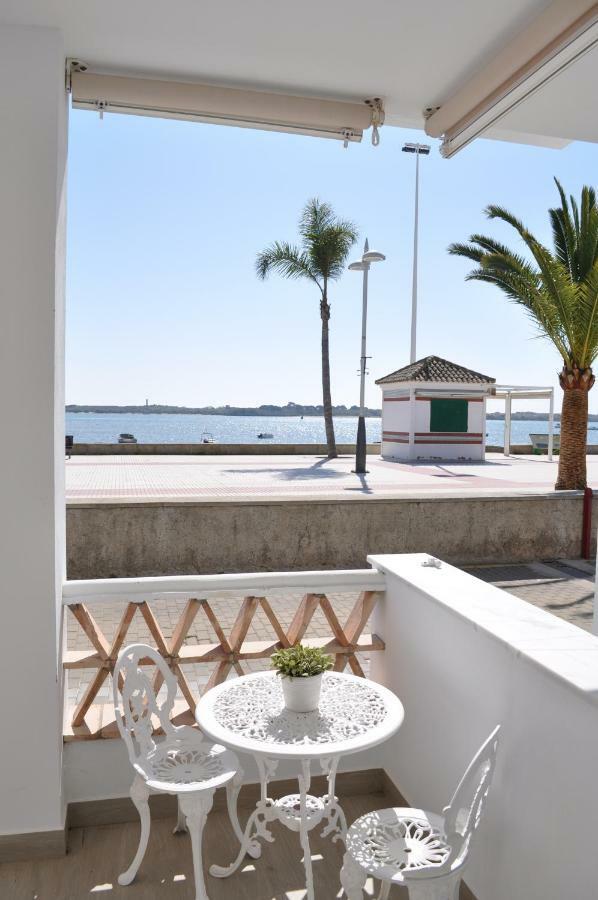 Apartamentos En Paseo Maritimo Эль-Ромпидо Экстерьер фото