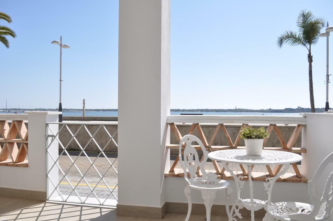 Apartamentos En Paseo Maritimo Эль-Ромпидо Экстерьер фото