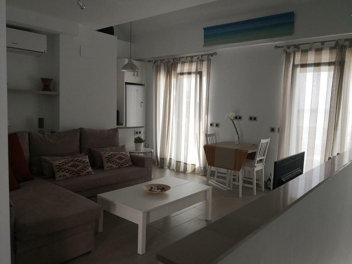 Apartamentos En Paseo Maritimo Эль-Ромпидо Экстерьер фото