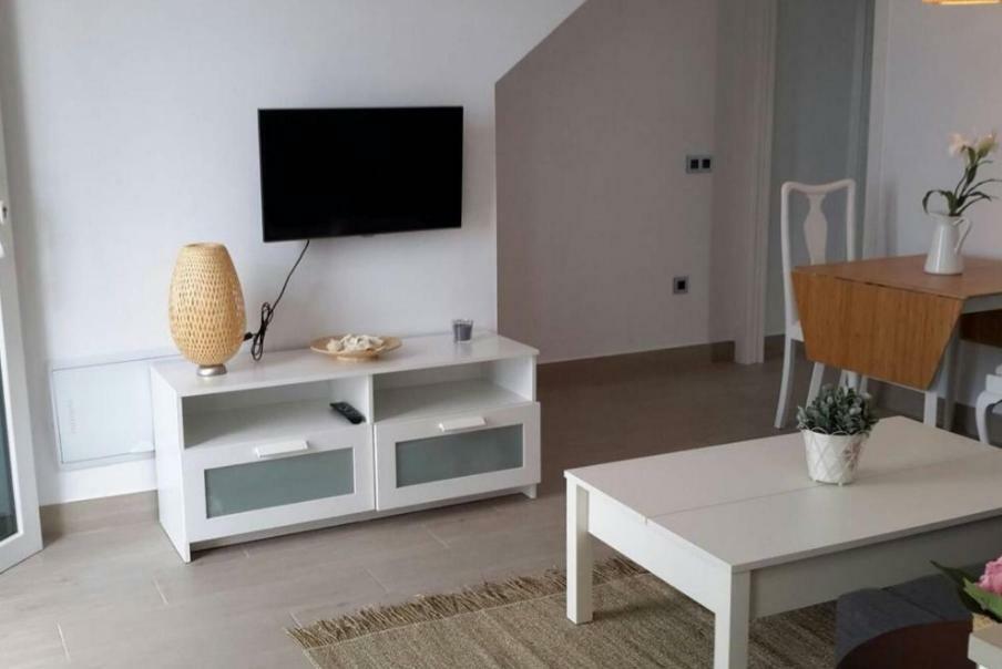 Apartamentos En Paseo Maritimo Эль-Ромпидо Экстерьер фото